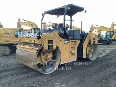 Caterpillar CB64B Smooth Drum Roller Compactor