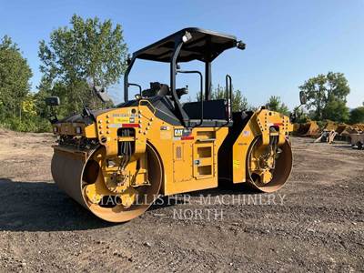 Caterpillar CB64B Smooth Drum Roller Compactor