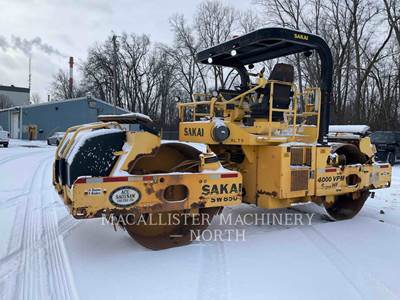 Sakai SW850-I Smooth Drum Roller Compactor