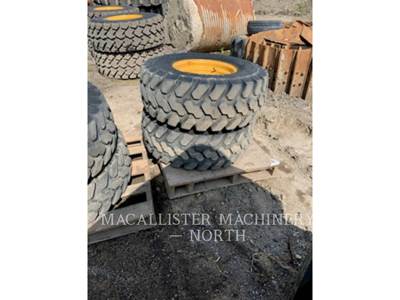 Caterpillar 906 Tire