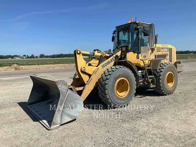 Komatsu WA270-7 Wheel Loader