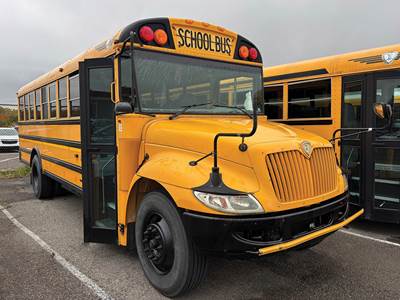 International CE School Bus, Bus - 220HP