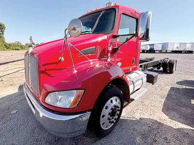 Kenworth T370 Cab & Chassis Truck - 300HP