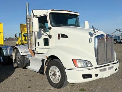 Kenworth T600 Cab & Chassis Truck - 500HP