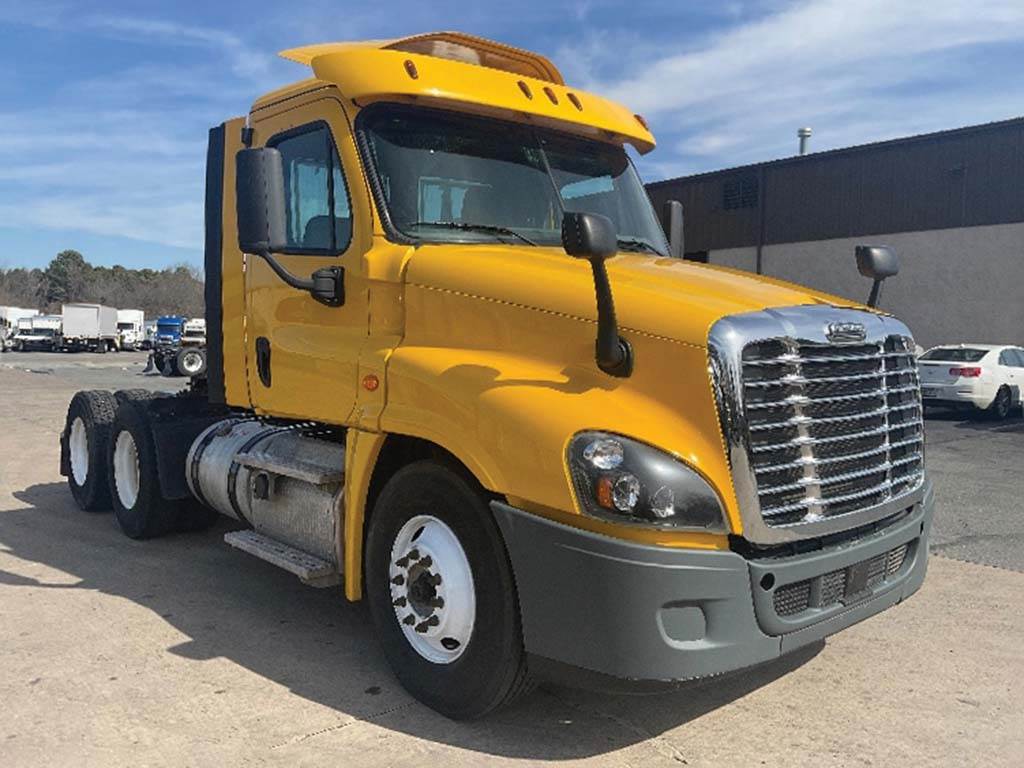 2018 Freightliner Cascadia 125 Day Cab Truck Detroit 435HP For Sale