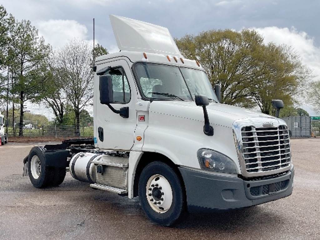 2019 Freightliner Cascadia 125 Day Cab Truck Detroit 450HP For Sale