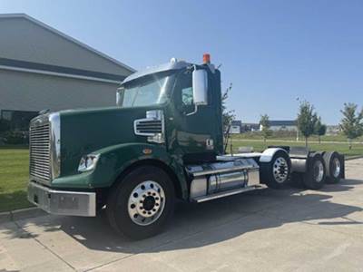 Freightliner Coronado Day Cab Truck - Cummins 500HP