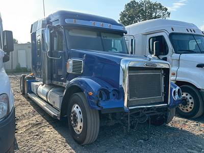 Freightliner Coronado Day Cab Truck - 400HP