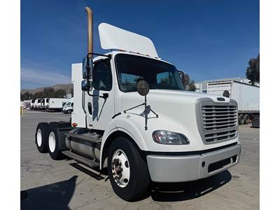 Freightliner M2 112 Day Cab Truck - Detroit 410HP
