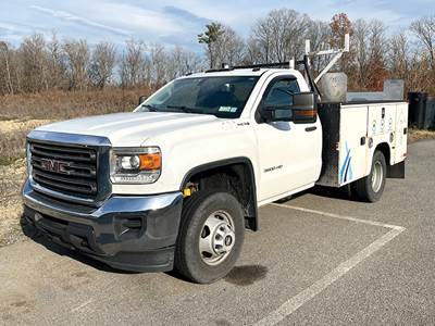GMC Sierra 3500 HD Dually Day Cab Truck - 360HP