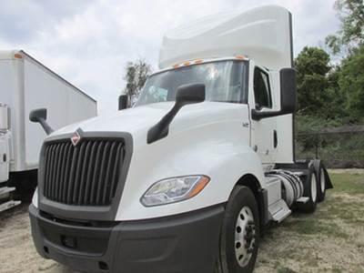 International LT625 Day Cab Truck - 400HP