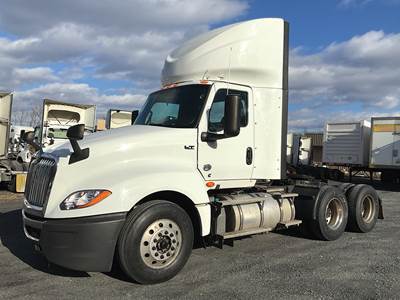 International LT625 Day Cab Truck - Cummins 400HP