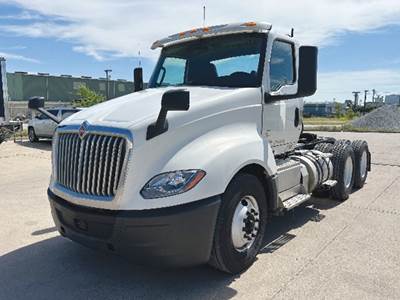 International LT625 Day Cab Truck - 430HP