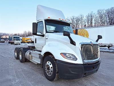 International LT625 Day Cab Truck - 430HP