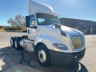 International LT625 Day Cab Truck - 430HP