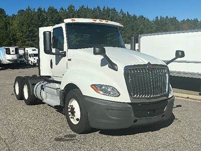 International LT625 Day Cab Truck - 430HP