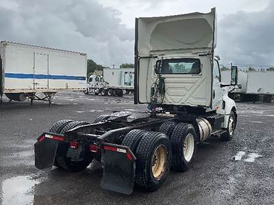 International LT625 Day Cab Truck - Cummins 430HP