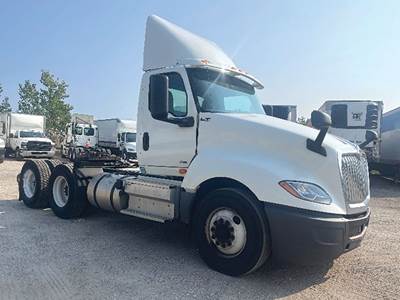 International LT625 Day Cab Truck - 430HP
