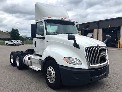 International LT625 Day Cab Truck - 430HP