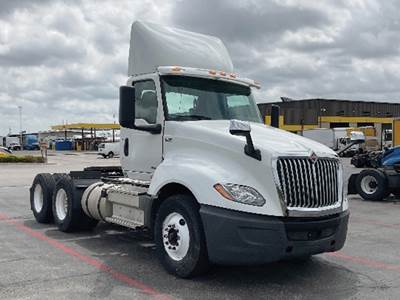 International LT625 Day Cab Truck - 430HP