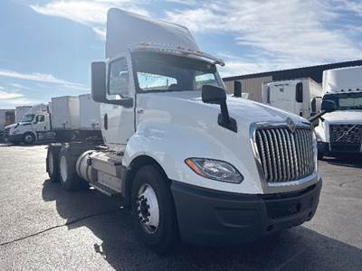 International LT625 Day Cab Truck - 430HP