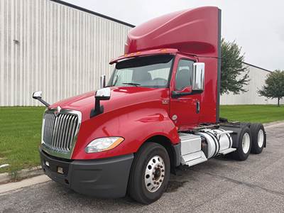 International LT625 Day Cab Truck - Cummins 450HP