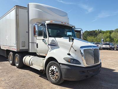 International ProStar+ (Plus) Day Cab Truck - Cummins 425HP