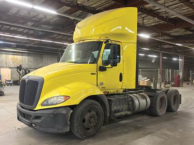 International RH613 Day Cab Truck - 410HP