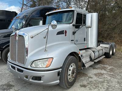 Kenworth T660 Day Cab Truck - Cummins 400HP