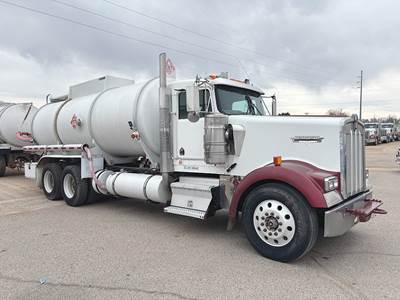 Kenworth W900L Day Cab Truck - 475HP