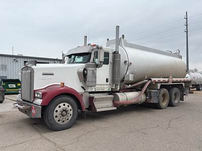 Kenworth W900L Day Cab Truck - 475HP