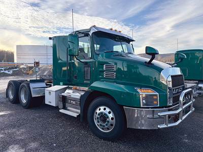Mack Anthem Day Cab Truck - MP8 445HP