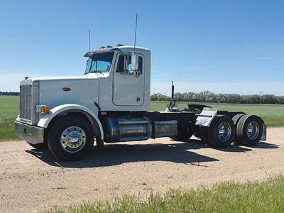 Peterbilt 378 Day Cab Truck - Caterpillar 410HP