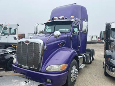 Peterbilt 384 Day Cab Truck - Paccar 425HP