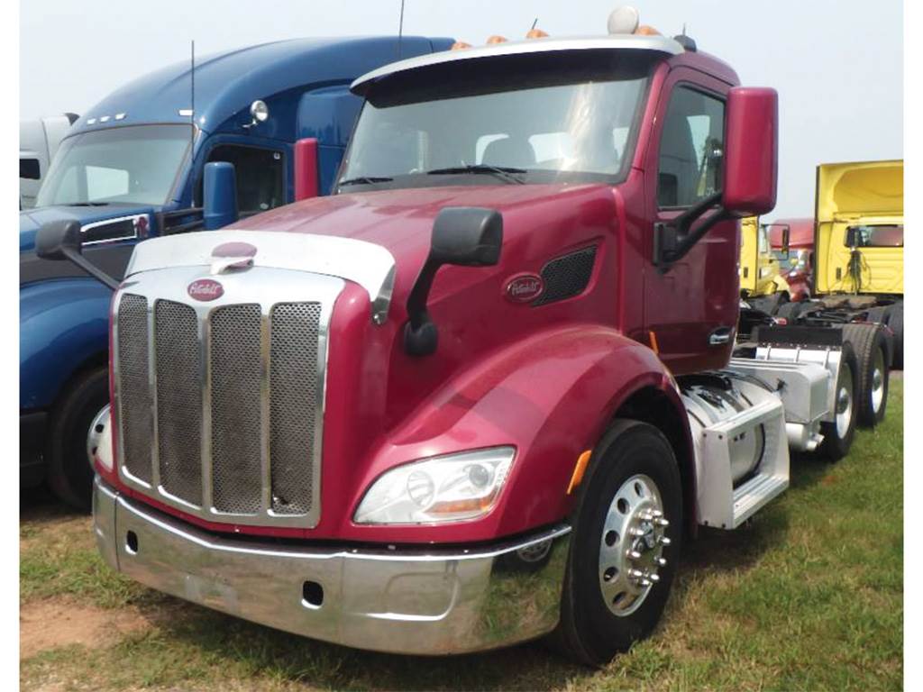 2016 Peterbilt 579 Day Cab Truck Paccar 455HP For Sale Hampton, GA