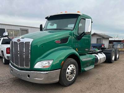 Peterbilt 579 Day Cab Truck - Paccar 455HP