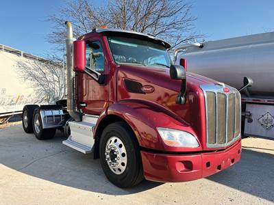 Peterbilt 579 Day Cab Truck - Paccar 455HP