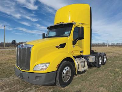 Peterbilt 579 Day Cab Truck - Paccar 405HP