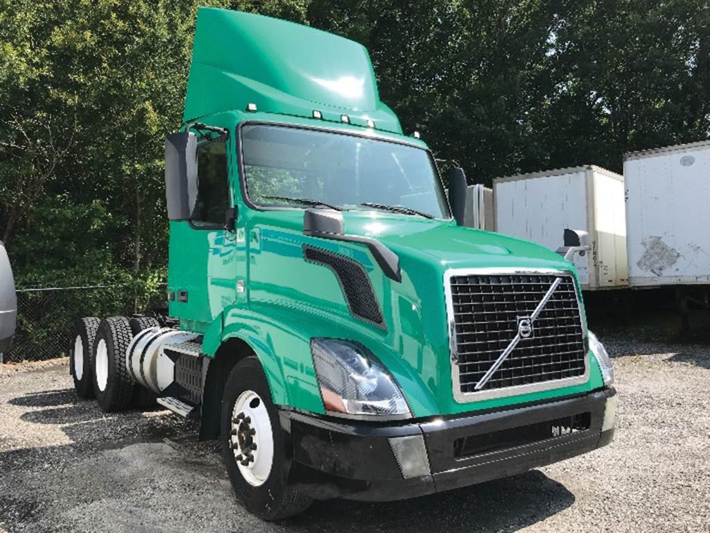 2016 Volvo VNL300 Day Cab Truck D13 455HP For Sale Salisbury, NC