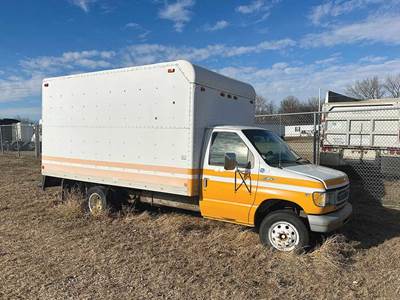 Ford E-350 Box Truck - Roll up Door