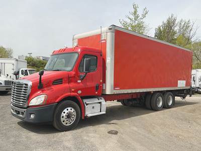 Freightliner Cascadia 113 Box Truck - 400HP, Roll up Door