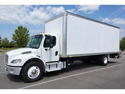 Freightliner M2 106 Box Truck - 200HP, Swing Door