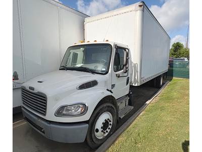 Freightliner M2 106 Box Truck - 230HP, Roll up Door
