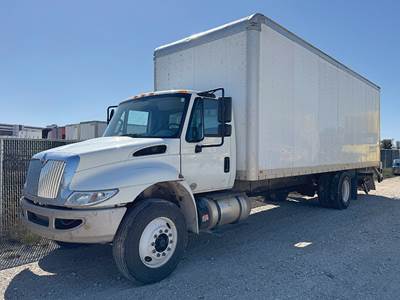 International 4300 Box Truck - 240HP, Roll up Door