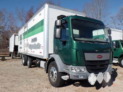 Peterbilt 220 Box Truck - 260HP, Roll up Door