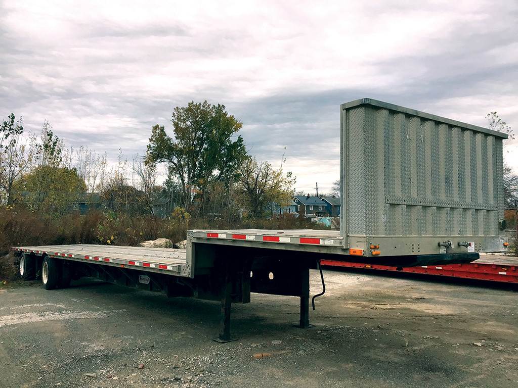 2006 Transcraft DTL2100 53x102 Drop Deck Trailer Air Ride For Sale