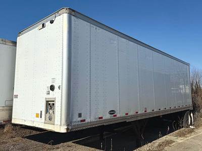 Strick 32 ft Dry Van Trailer - Roll up Door, Air Ride