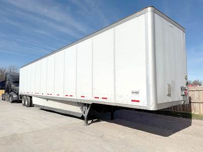 Wabash 53 ft Dry Van Trailer - Swing Door, Air Ride