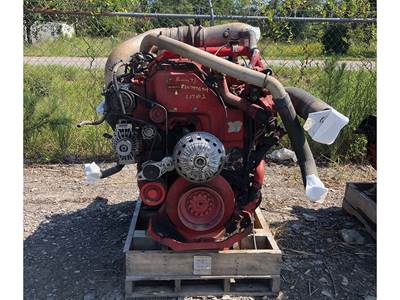Cummins ISX15 Engine - 400 HP