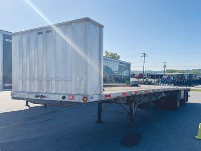 UTILITY 53x102 Flatbed Trailer - Air Ride